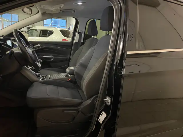 Ford Kuga view 8