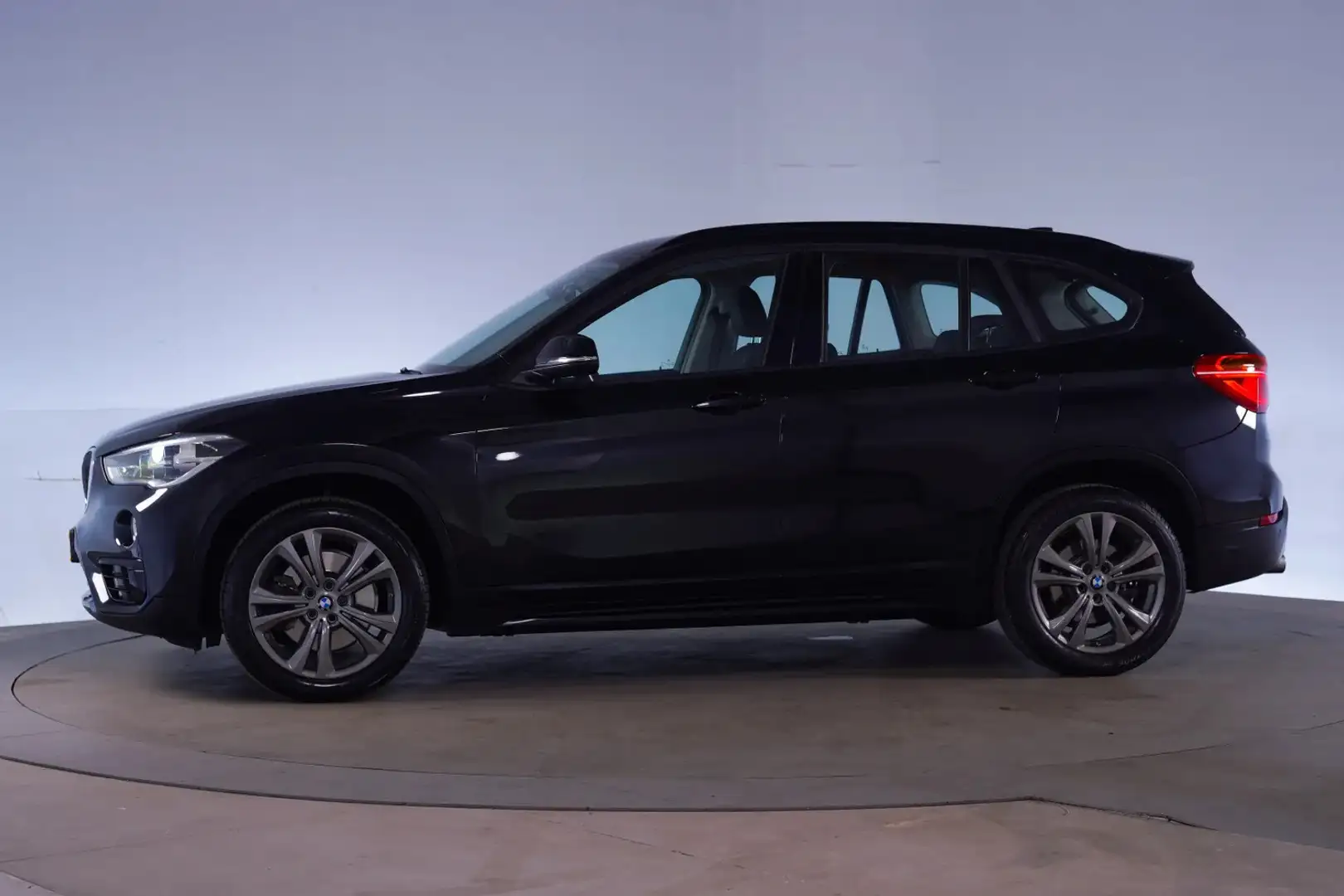 BMW X1 20i 192pk Executive Sport Aut. [ LED Navi Sportsto Noir - 2
