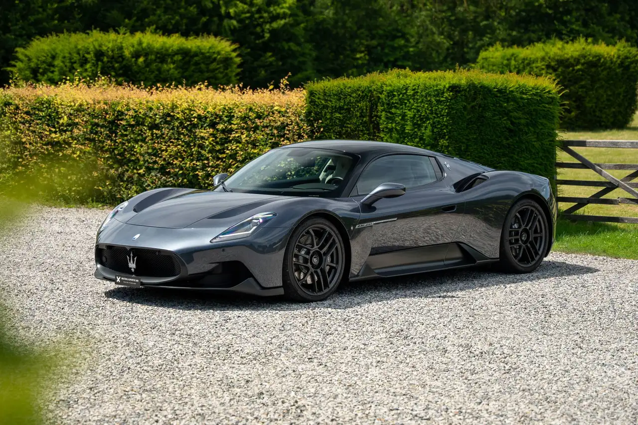 Maserati MC20 2023