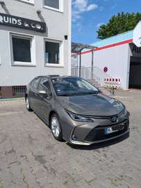 Toyota Corolla Hybrid 1.8 Executive | 1. Hand