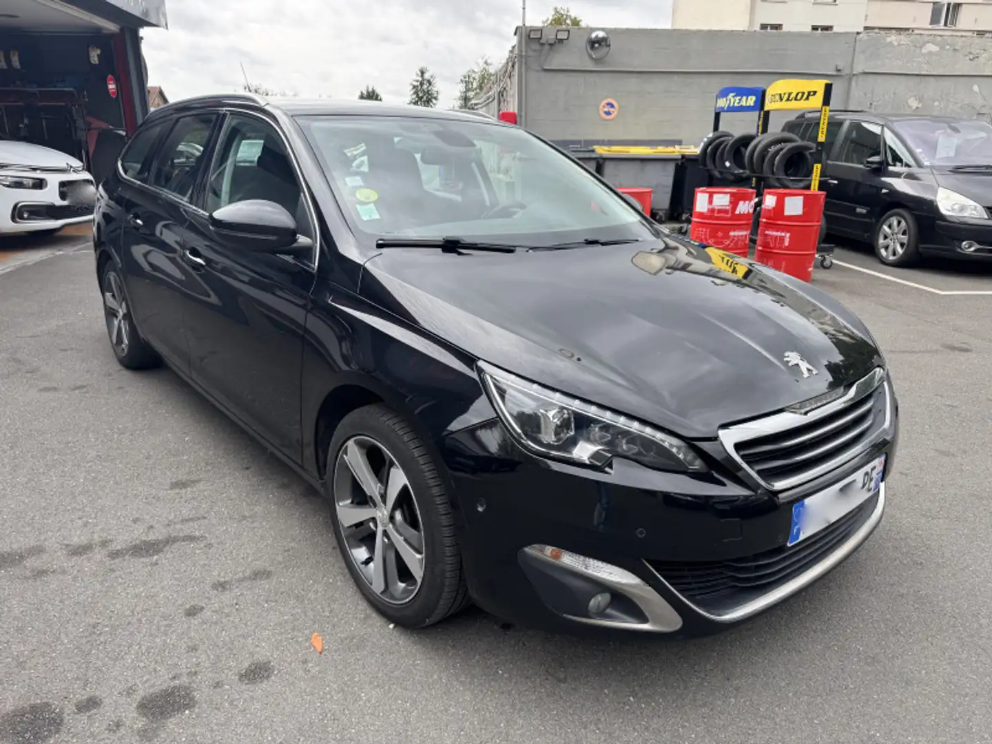 Peugeot 308 1.6 BLUEHDI 120CH ALLURE S\u0026S Zwart - 2