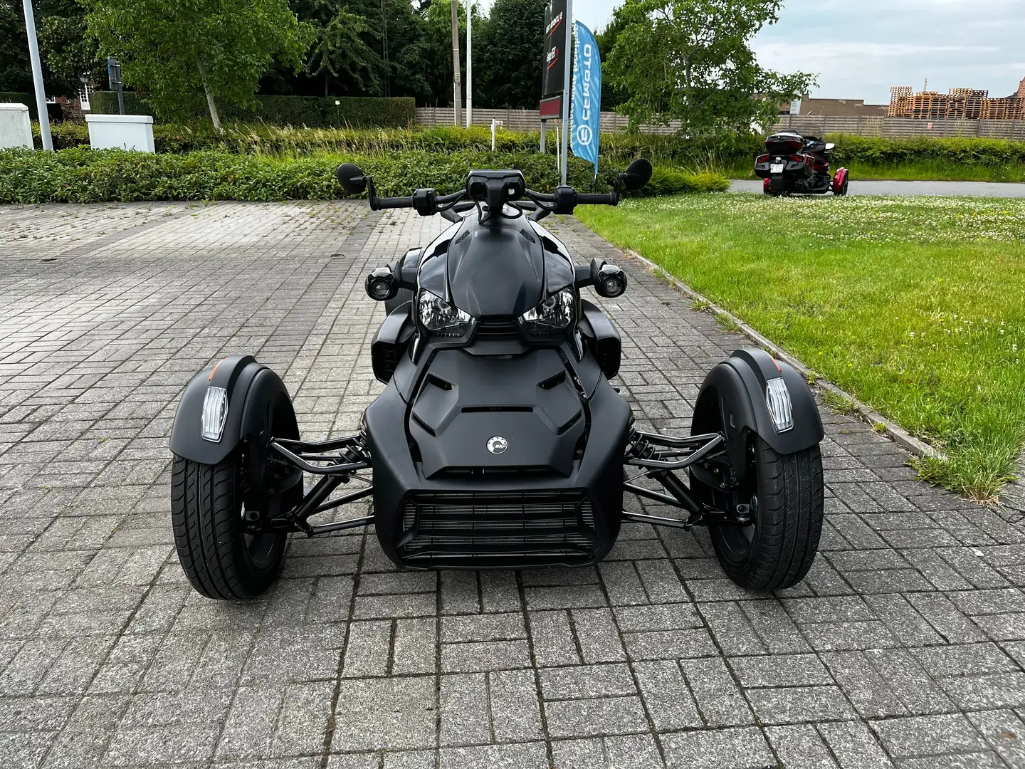 Can-Am Ryker 900 Černá - 2