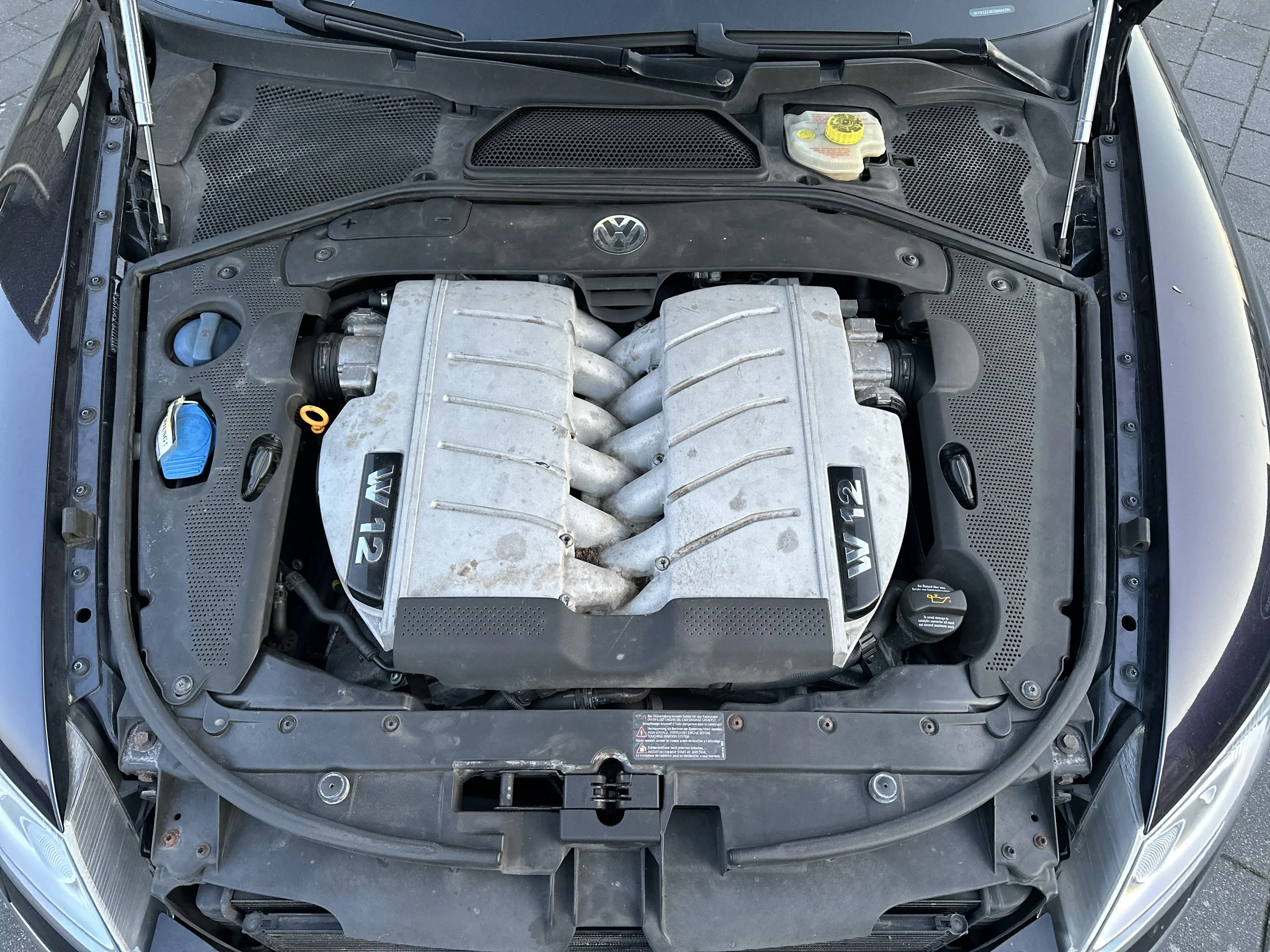 Volkswagen Phaeton Phaeton 6.0 W12 *4MOTION *AUTOMATIK *1. HAND — photo 15