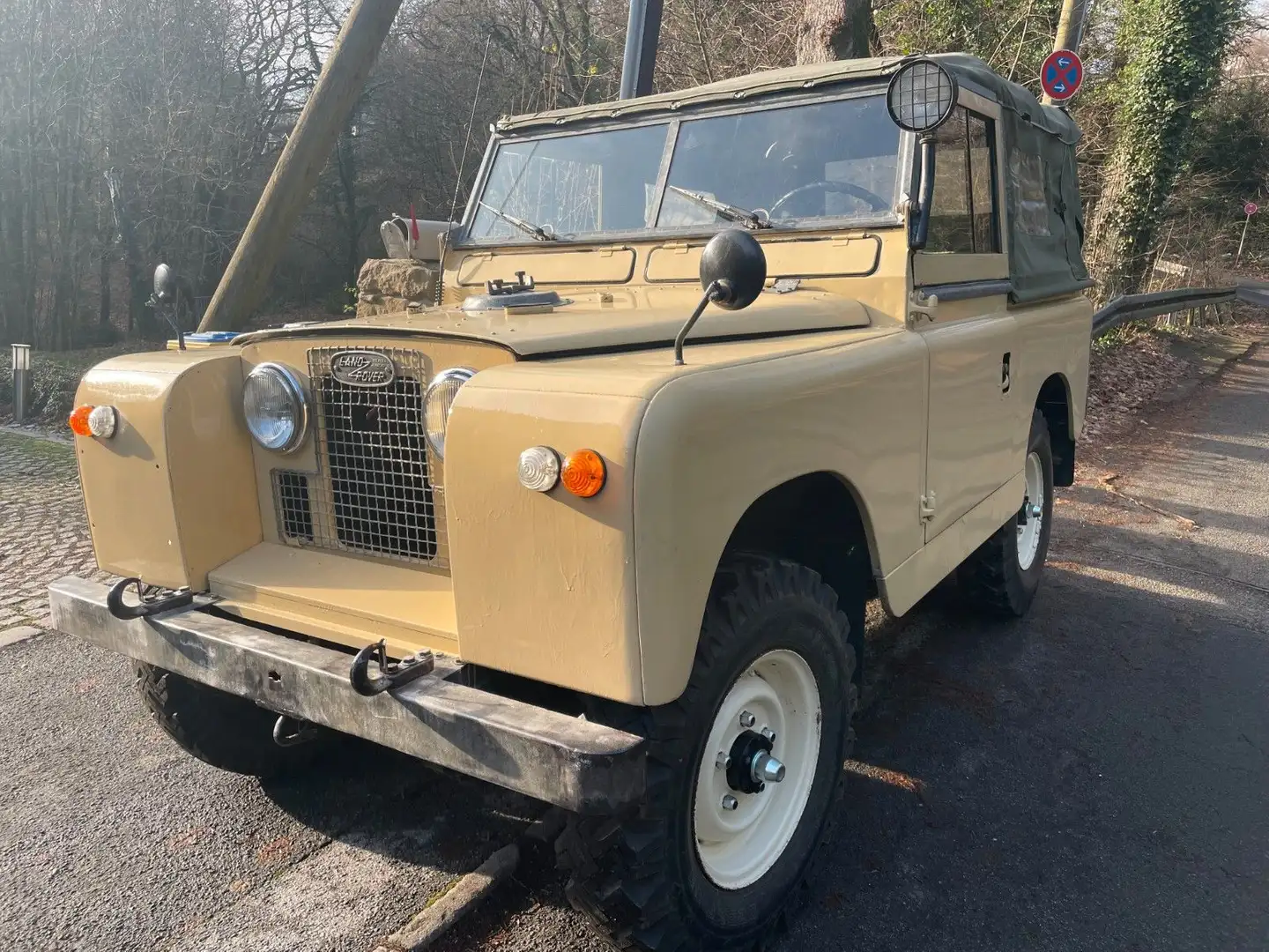 Land Rover Series 88 Tüv+H-Zul.Neu!Historie!86tkm! Bej - 2