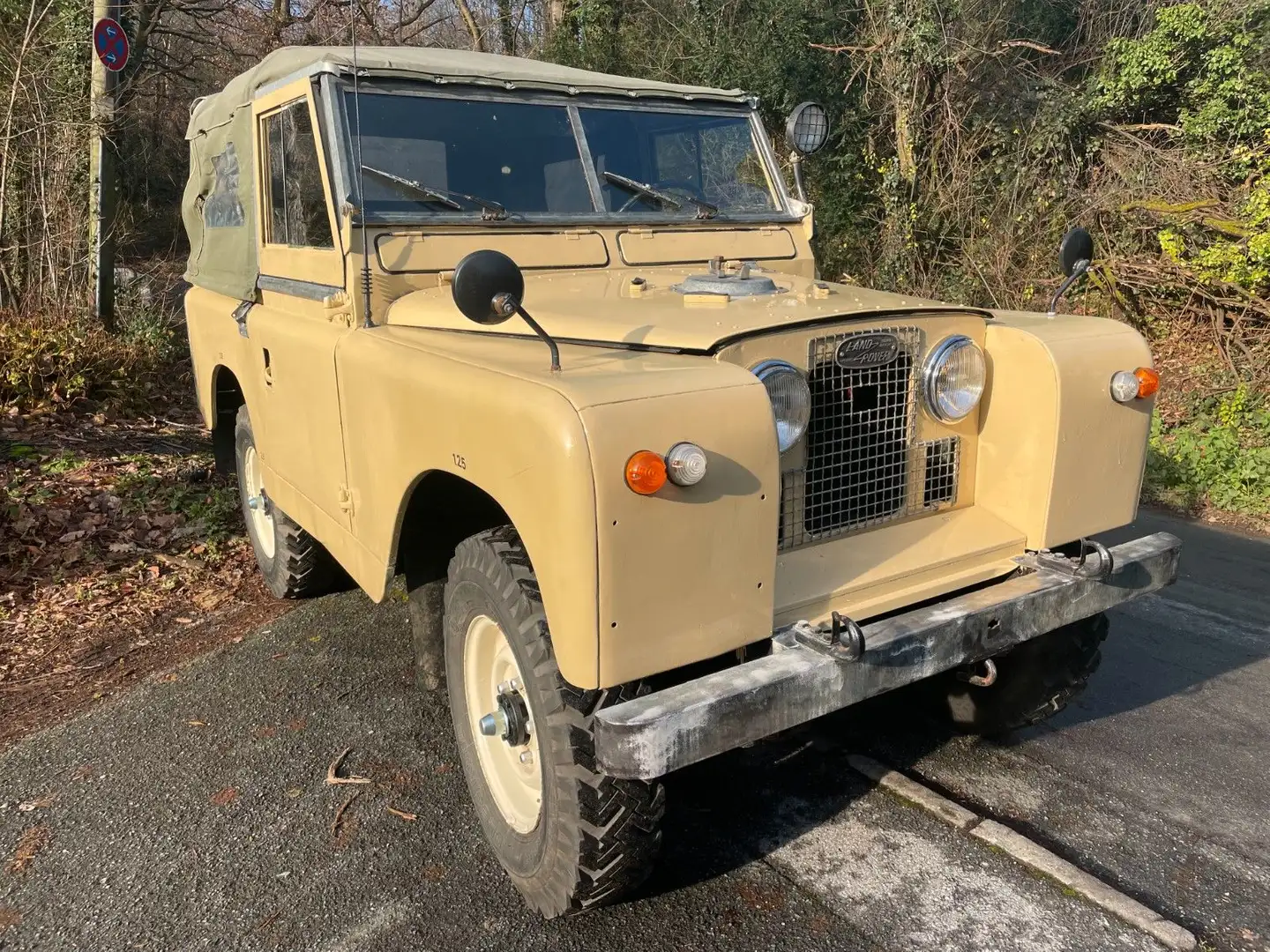 Land Rover Series 88 Tüv+H-Zul.Neu!Historie!86tkm! Béžová - 1