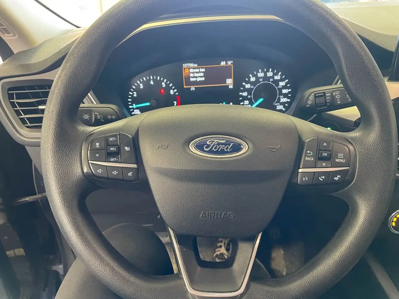 Ford Escape снимка Ford Escape