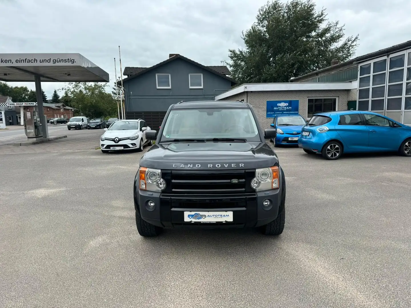 Land Rover Discovery 2,7TD V6 HSE AUTOMATIK/LEDER/KLIMA/AHK Schwarz - 2