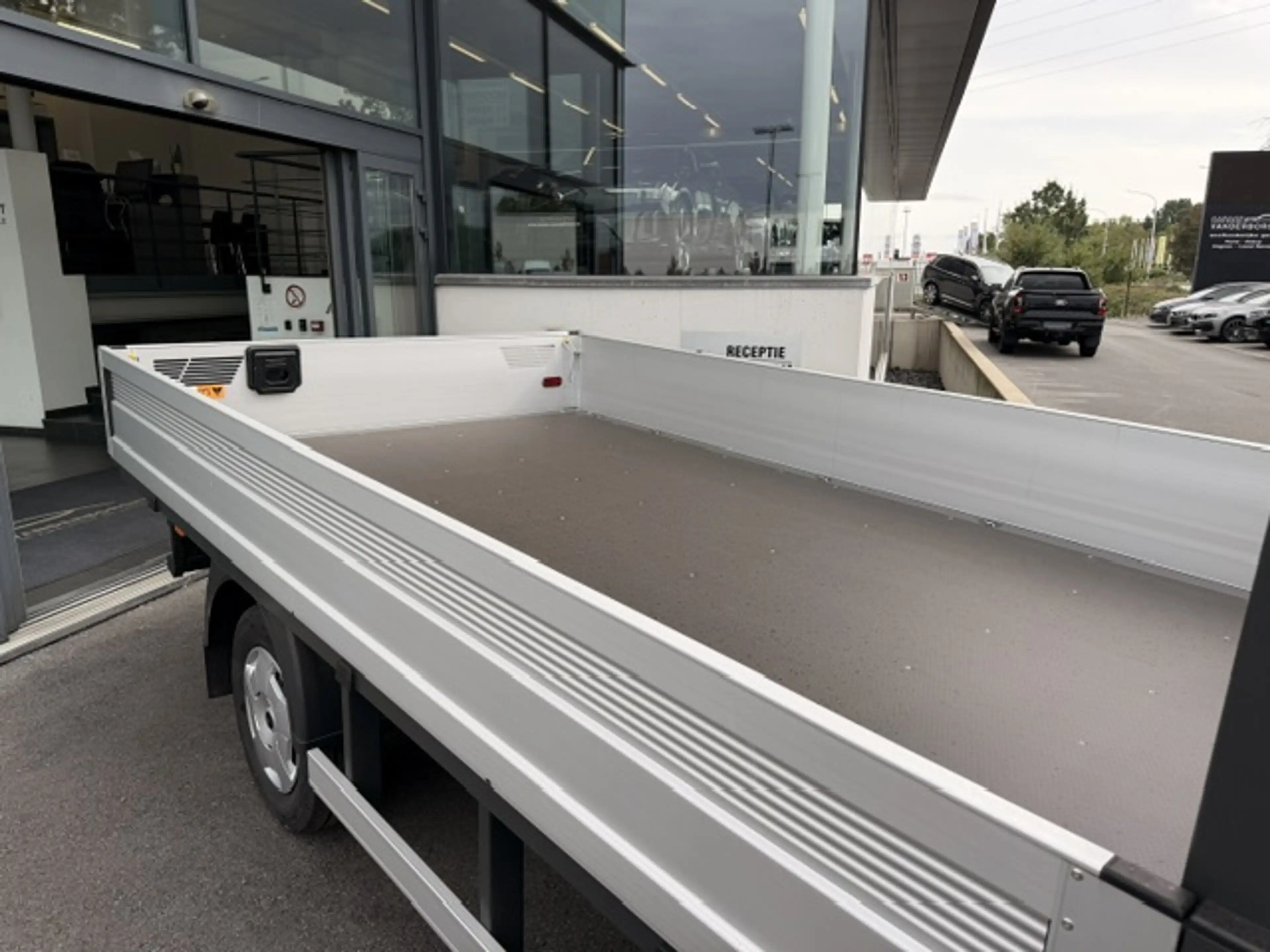 Ford Transit CHASSIS CABINE +LAADBAK 350L AUTOMAAT NIEUW 0KM 34900+BTW — photo 7