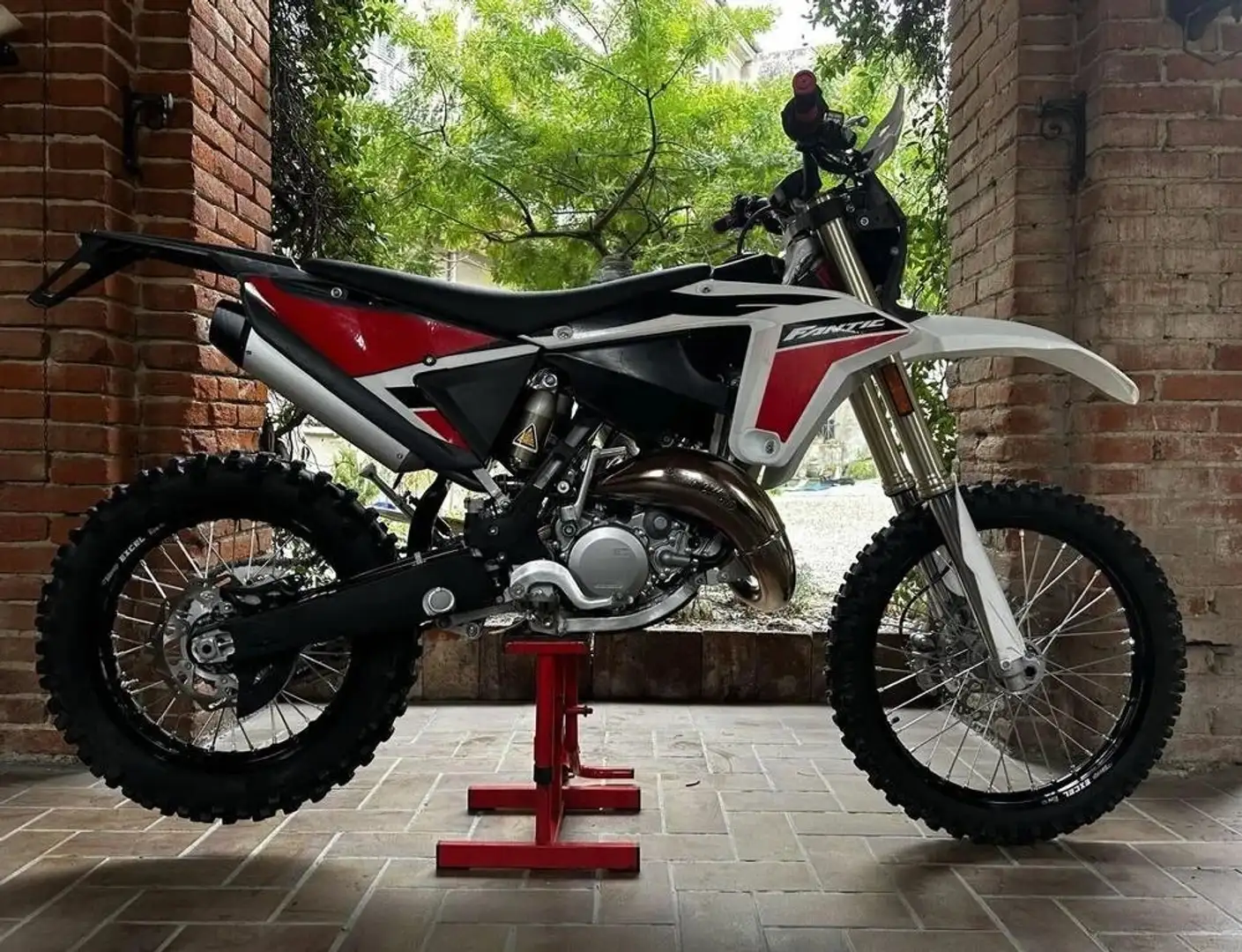 Fantic 125E Bianco - 1