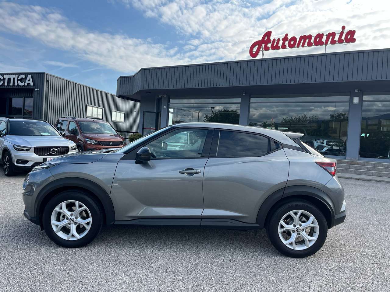 Nissan Juke Juke  1.0 dig-t N-Connecta 114cv
