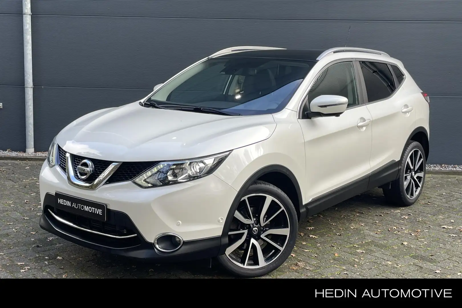 Nissan Qashqai 1.2 Tekna Navigatie | 360 Camera | Sensoren | Lede Wit - 1