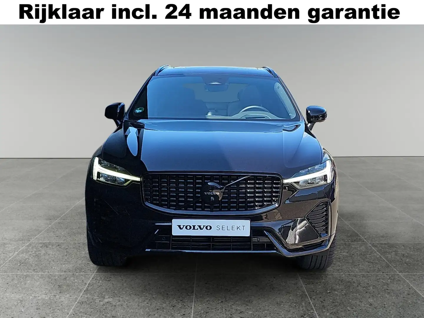 Volvo XC60 2.0 T8 Plug-in hybrid AWD Ultra Black Edition | Lu Zwart - 2