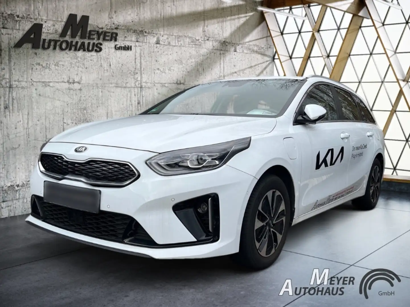 Kia Ceed SW / cee'd SW 1.6 PHEV Spirit+LED+Einparkhilfe vorn+hinten+Absta Blanc - 1