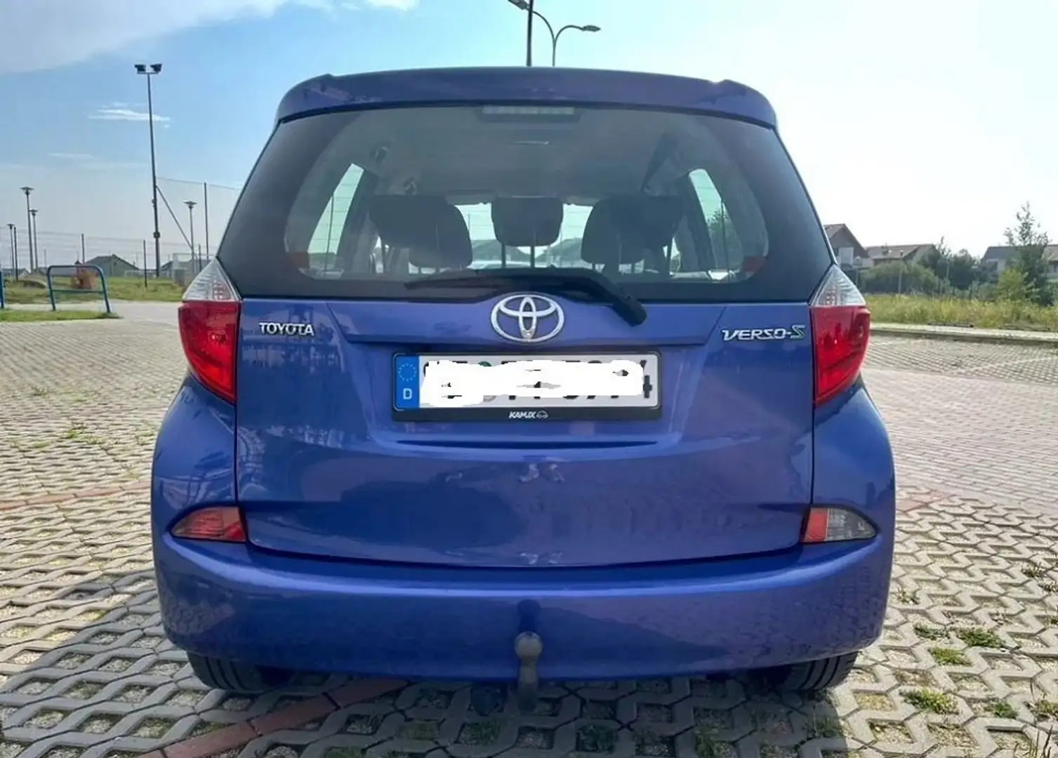 Toyota Verso-S Verso S 1.33 VVT-i Multidrive Life Blau - 1
