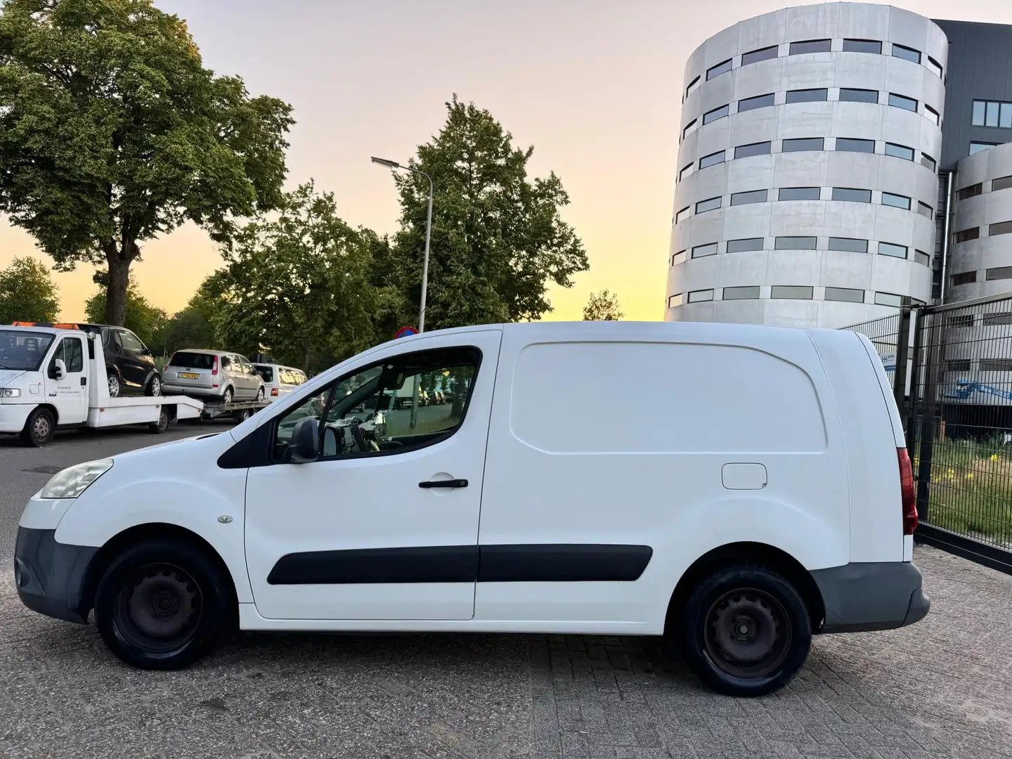 Peugeot Partner 122 1.6 e-HDI L2 XT Profit +/CAMERA/NAVI/AIRCO/ELE - 2