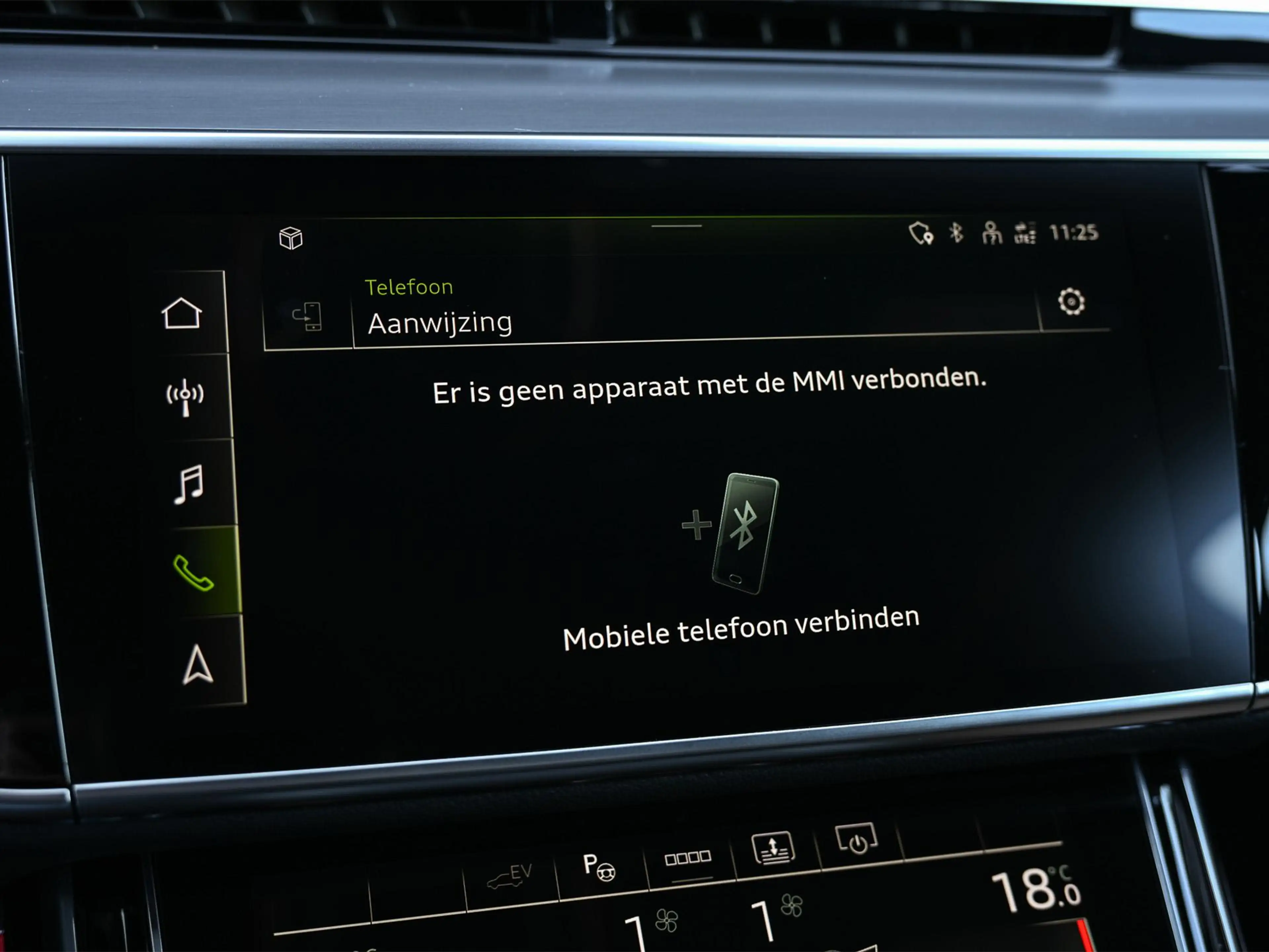 Audi A8 60 TFSI e quattro Lang Pro Line Plus — photo 16