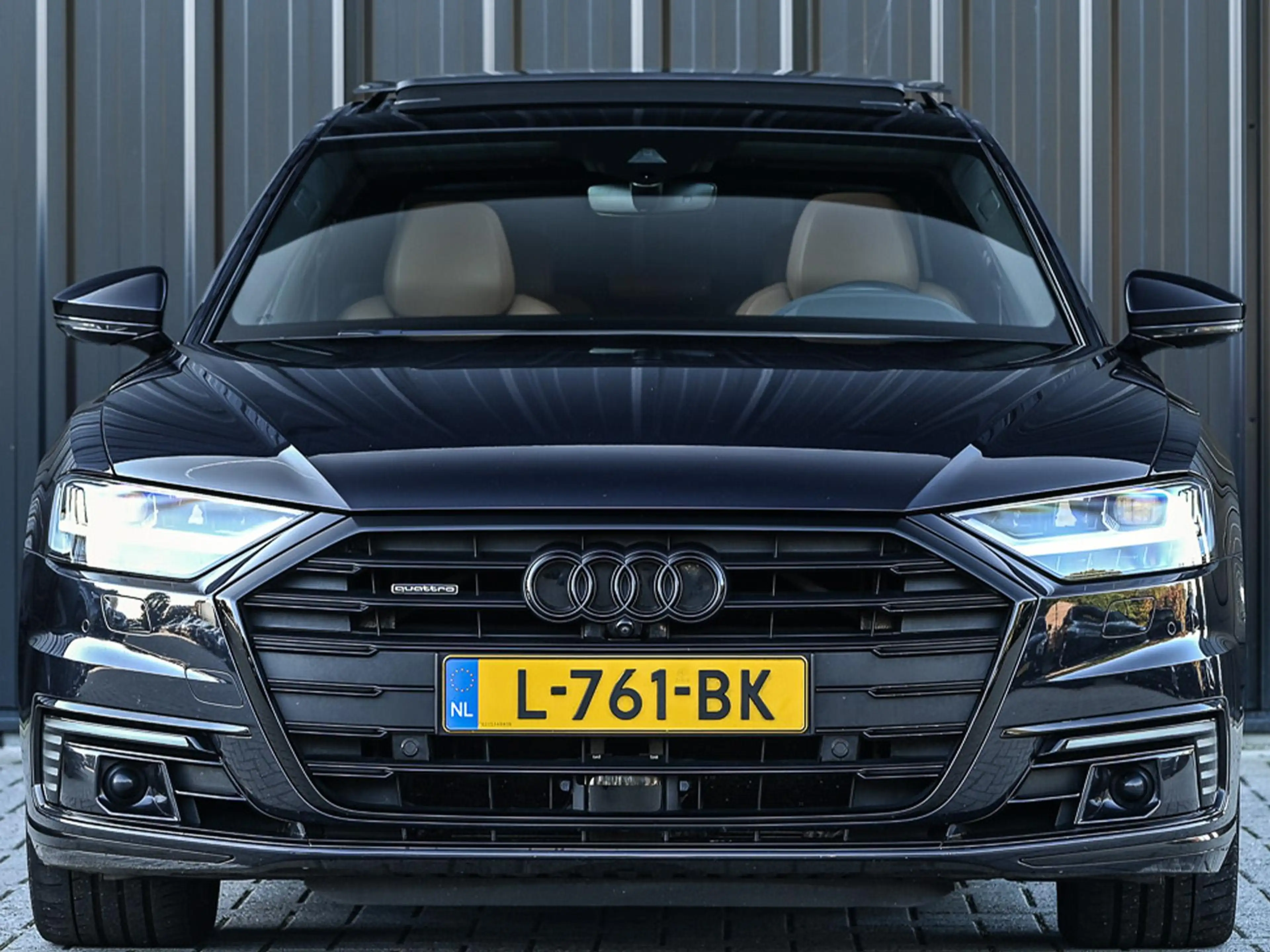 Audi A8 60 TFSI e quattro Lang Pro Line Plus — photo 17