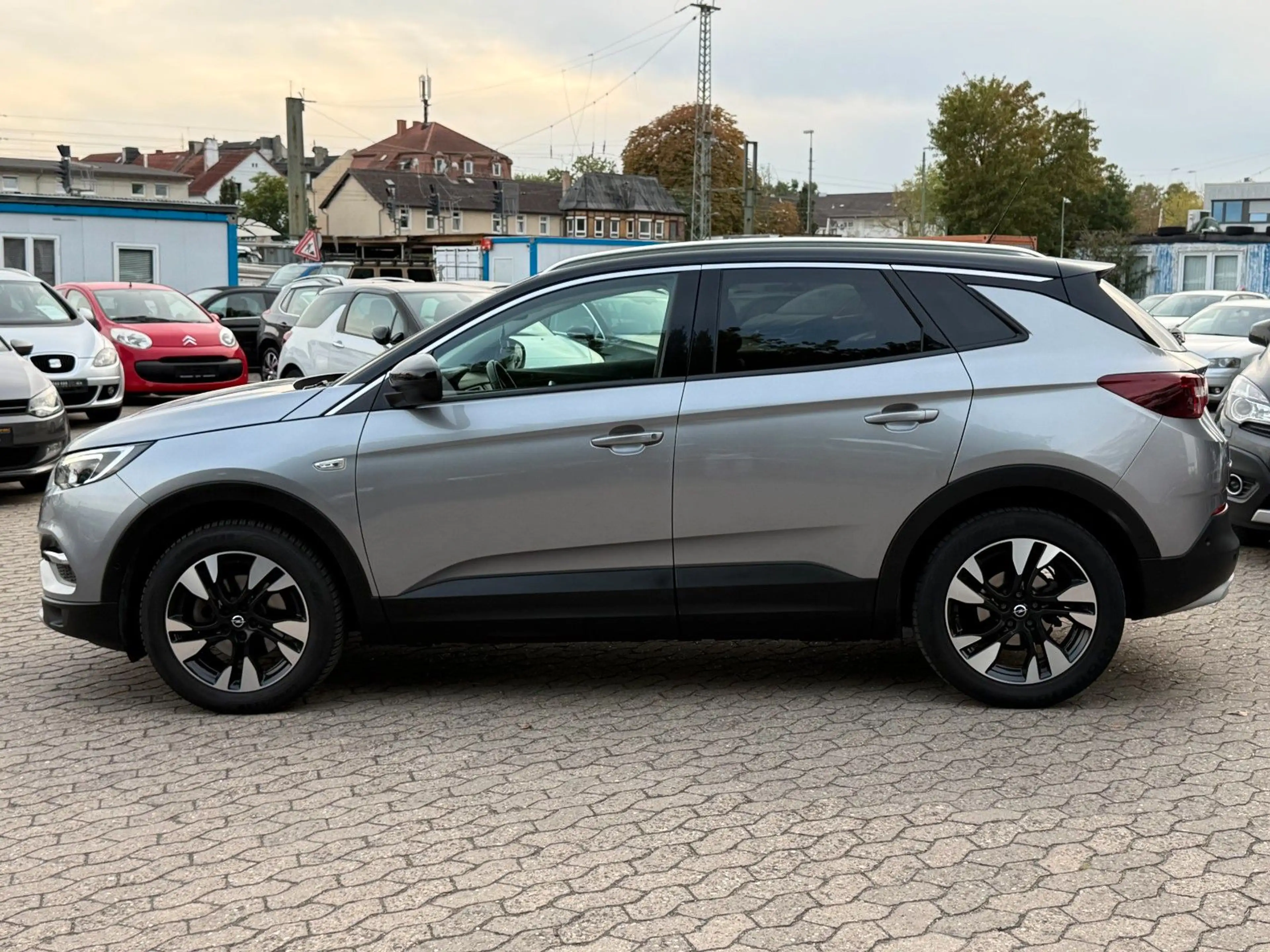 Opel Grandland X GRANDLAND (X) / AUTOMATIK / 2 HAND /CARPLAY / — photo 3