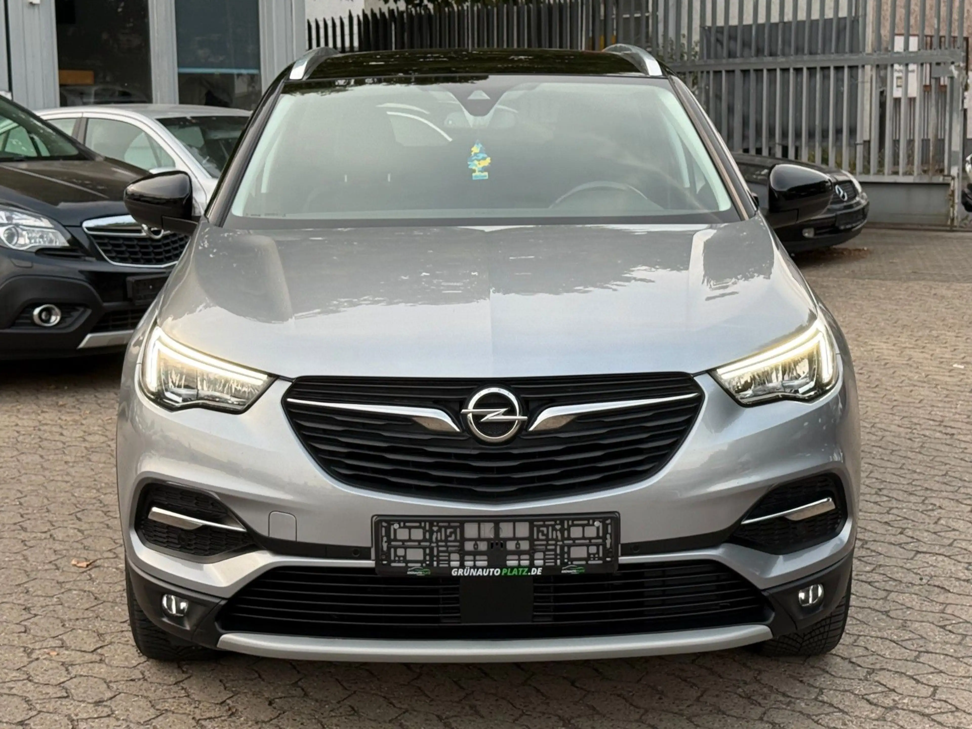 Opel Grandland X GRANDLAND (X) / AUTOMATIK / 2 HAND /CARPLAY / — photo 7