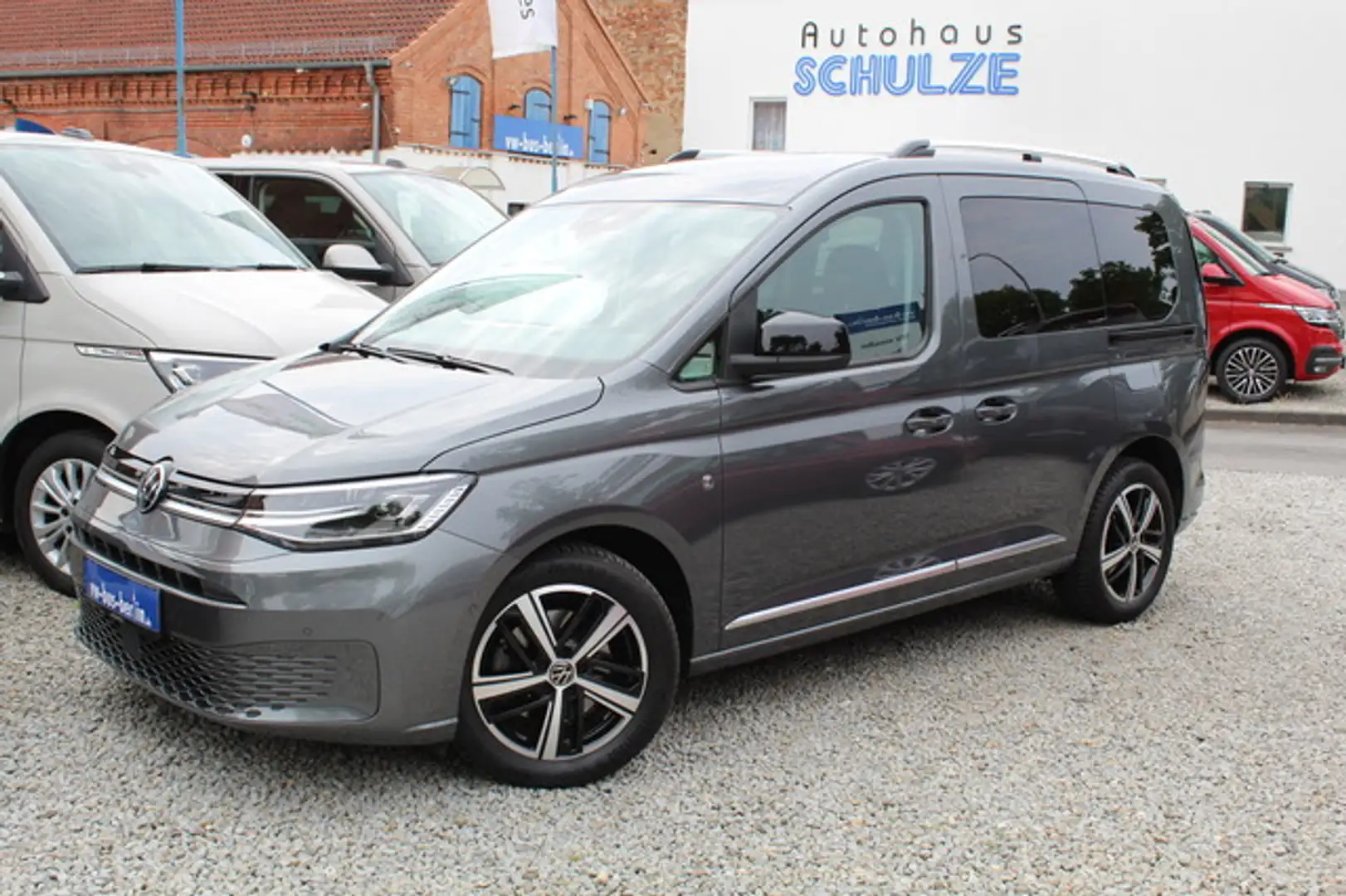 Volkswagen Caddy Style DSG LED Navi Standheizung Extras!! Grijs - 1