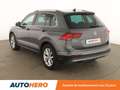Volkswagen Tiguan 2.0 TDI DSG7 Gris - thumbnail 4