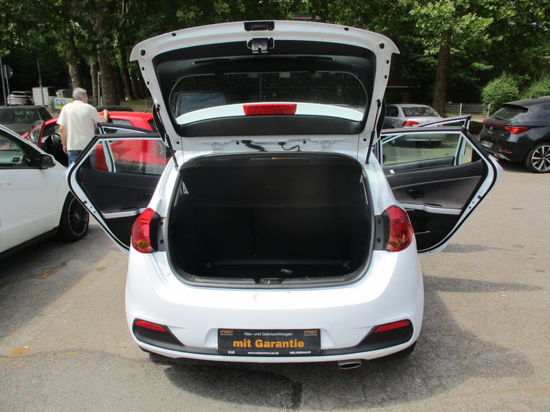 Kia Ceed / cee'd Attract plus — photo 9
