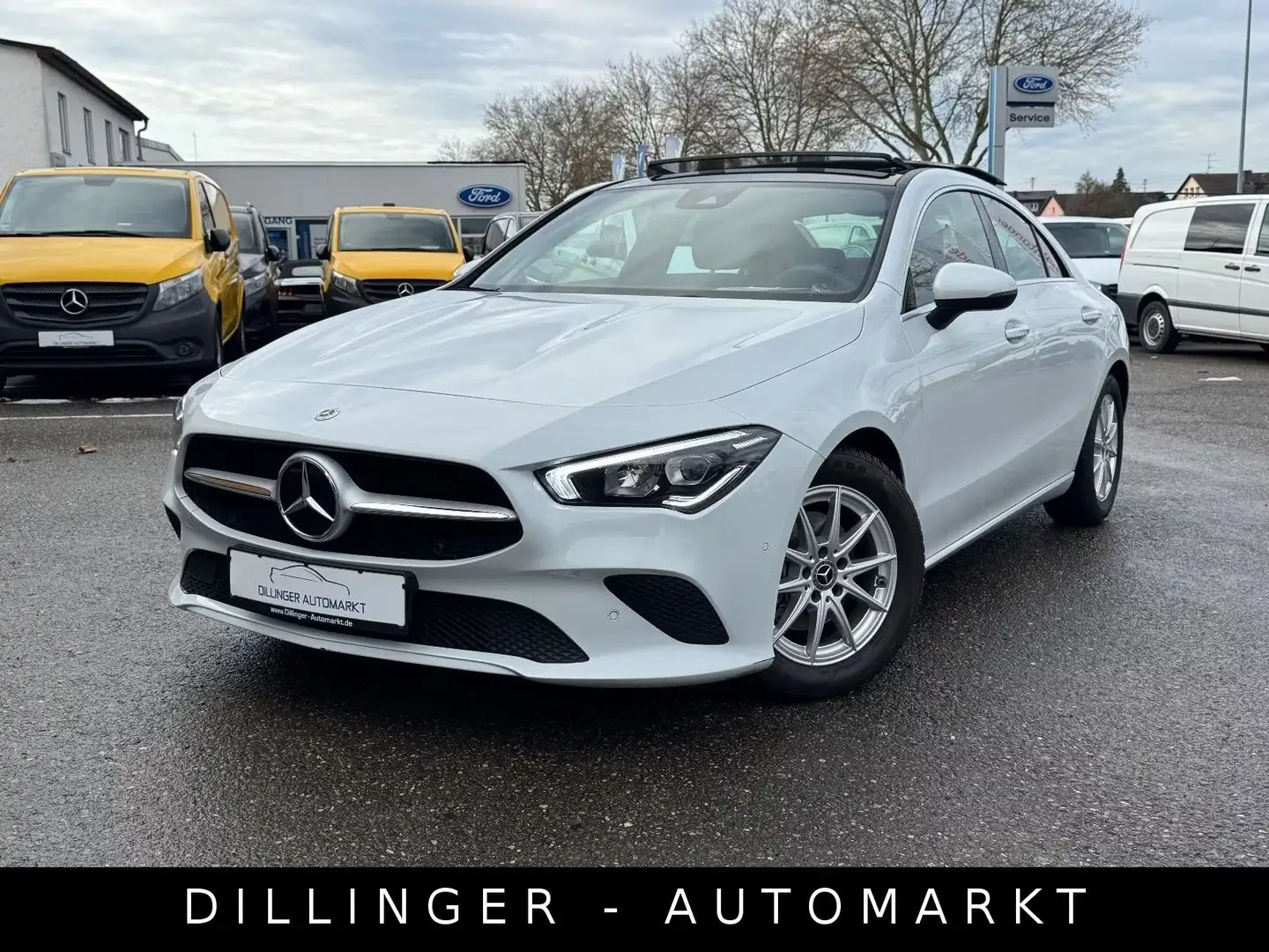 Mercedes-Benz CLA 180 d Coupe Panorama *** 7.810KM *** Blanc - 1