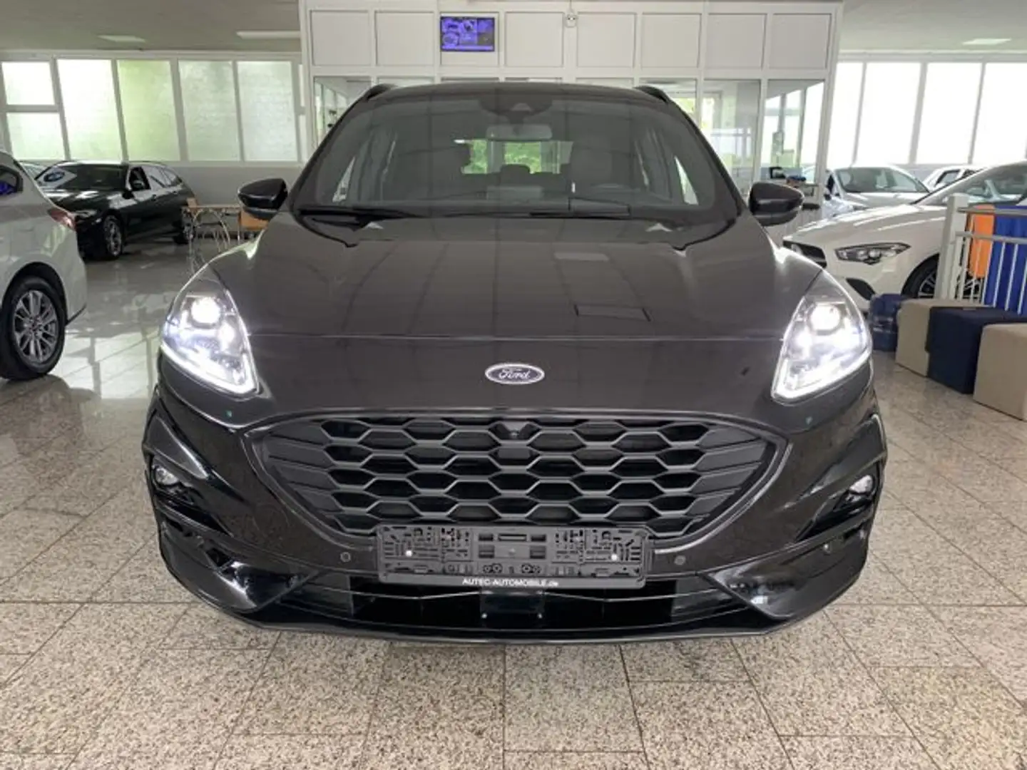Ford Kuga ST-Line 1.5 TDCI AHK+KAMERA+TEMP.+SPURHALTE Schwarz - 2