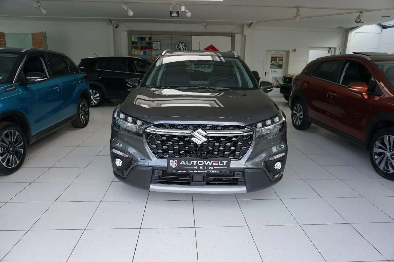 Suzuki S-Cross 1.4 Hybrid*Comfort+*Allrad*A/T* Gris - 2