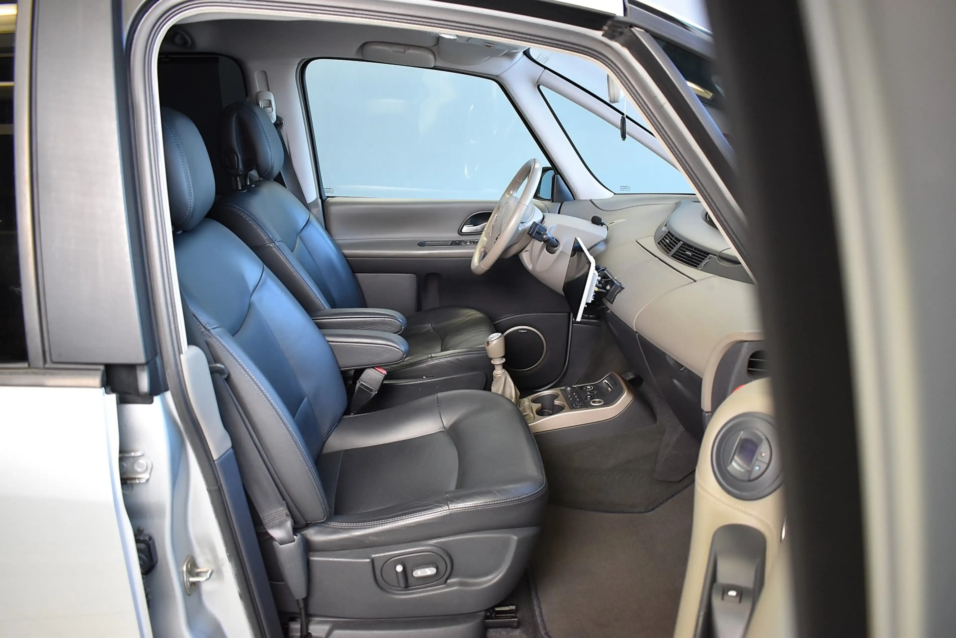 Renault Espace 2.0 16V Turbo Initiale 6-Sitze*Bi-Xenon*LPG — photo 15