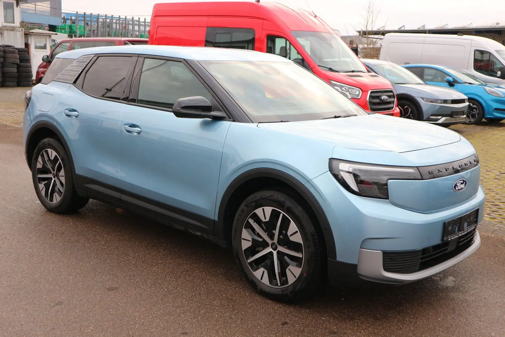 Ford Explorer AWD Extended Range 79kWh Blau - 2