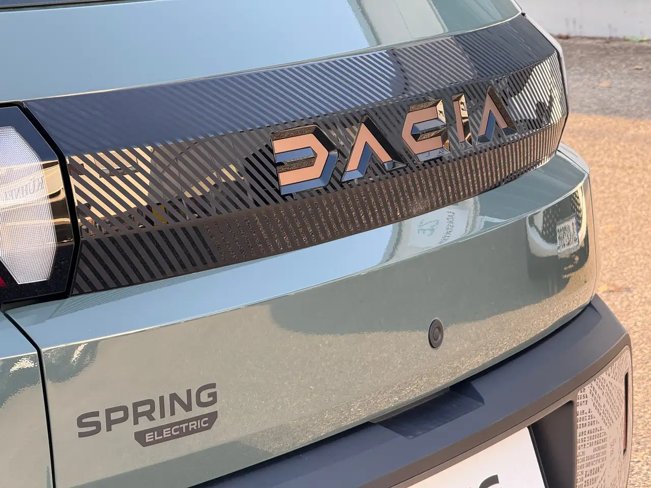 Dacia Spring Extreme Electric 65 VERFÜGBAR 18