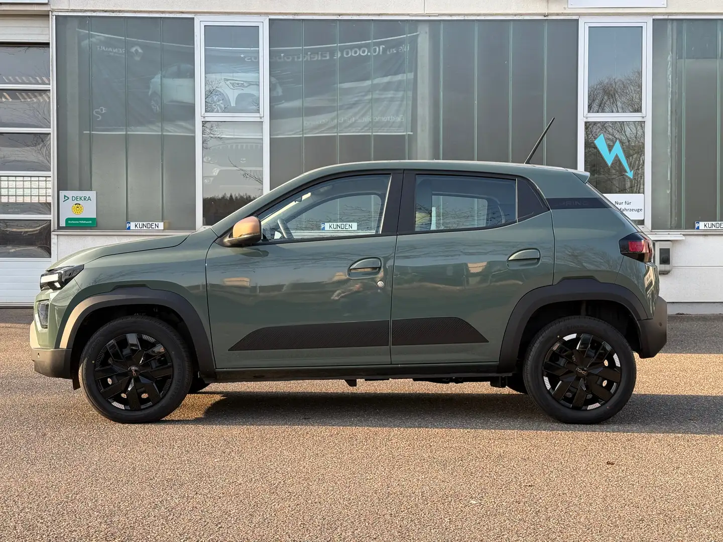 Dacia Spring Extreme Electric 65 VERFÜGBAR Vert - 2
