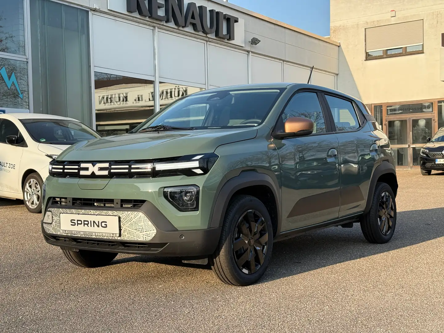 Dacia Spring Extreme Electric 65 VERFÜGBAR Vert - 1
