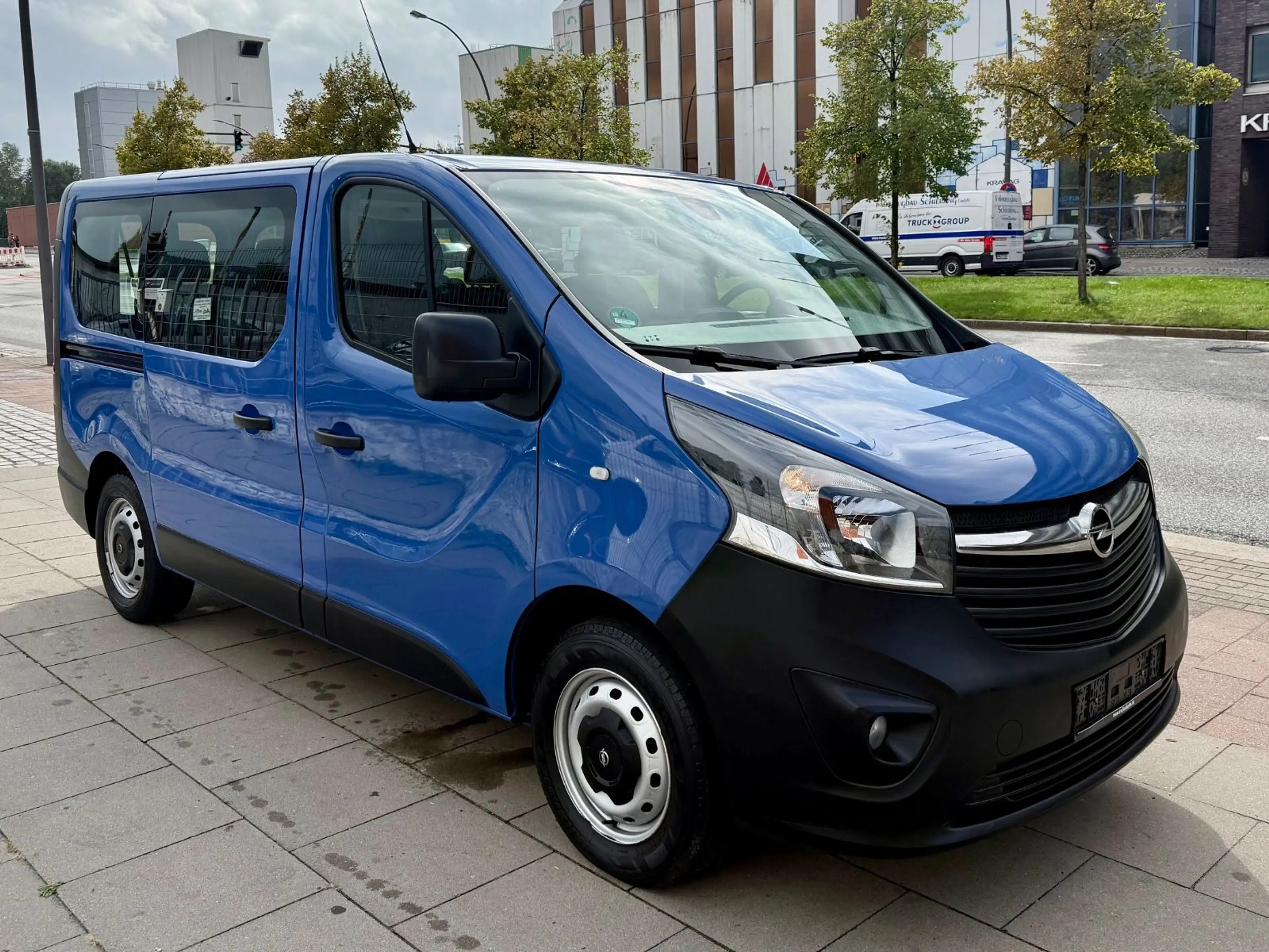 Opel Vivaro B Kasten/Kombi Combi L1H1  2,7t * 1 HAND — photo 10