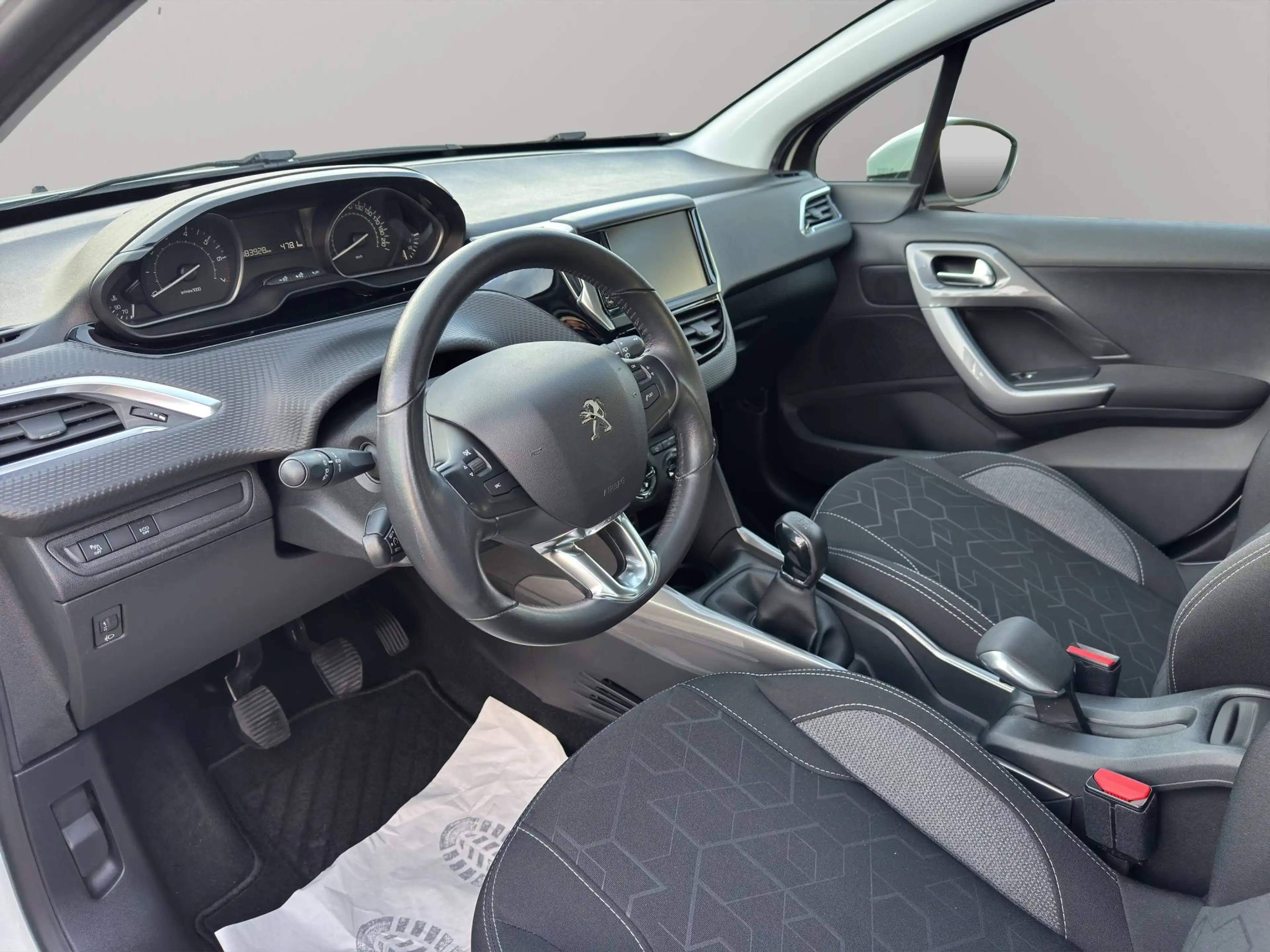 Peugeot 2008 Active*Sitzheizung*Kamera*Xenon* — photo 9