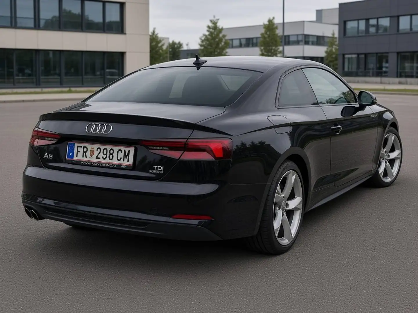 Audi A5 A5 Coupé 2,0 TDI quattro sport Schwarz - 1