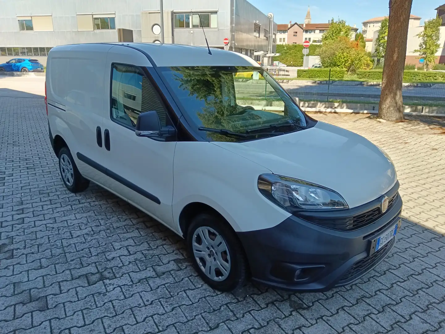 Fiat DOBLO' CARGO LOUNGE Bianco - 1