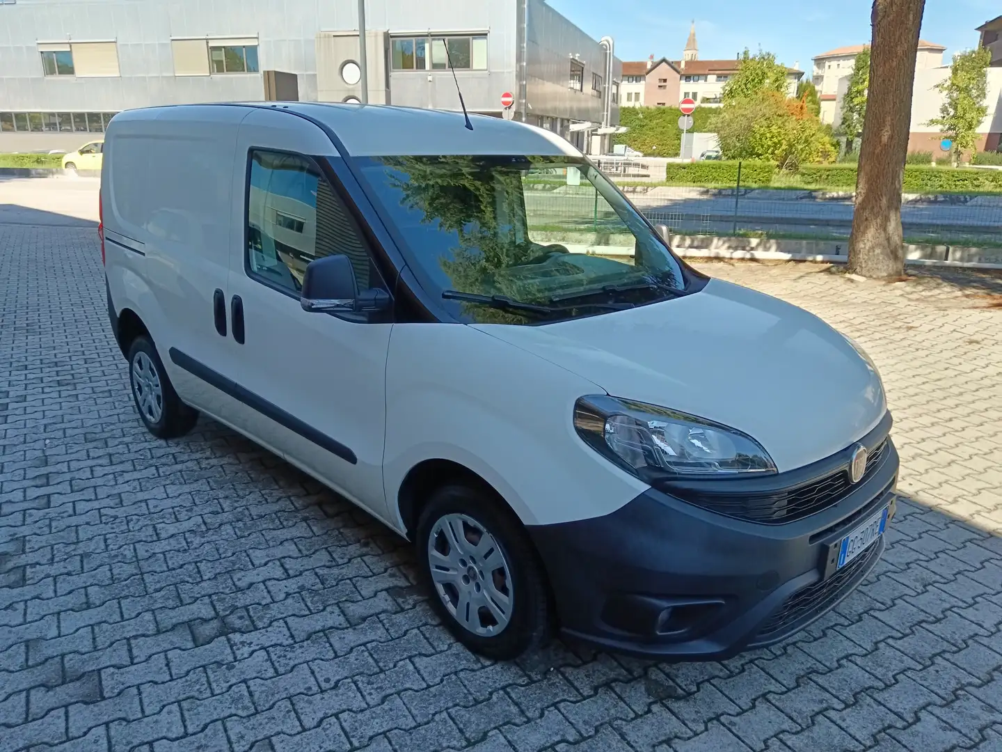 Fiat DOBLO' CARGO LOUNGE Bianco - 2