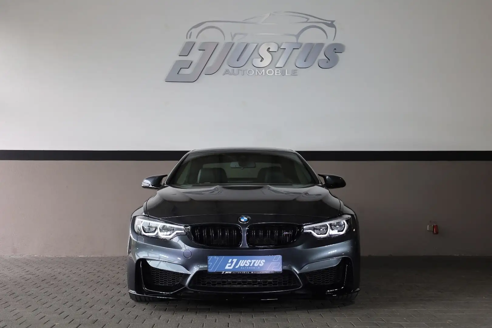 BMW M4 Cabrio/360*/HUD/OLED/HK/TOTW/SHZ/AIRSCARF/R19 Grey - 2
