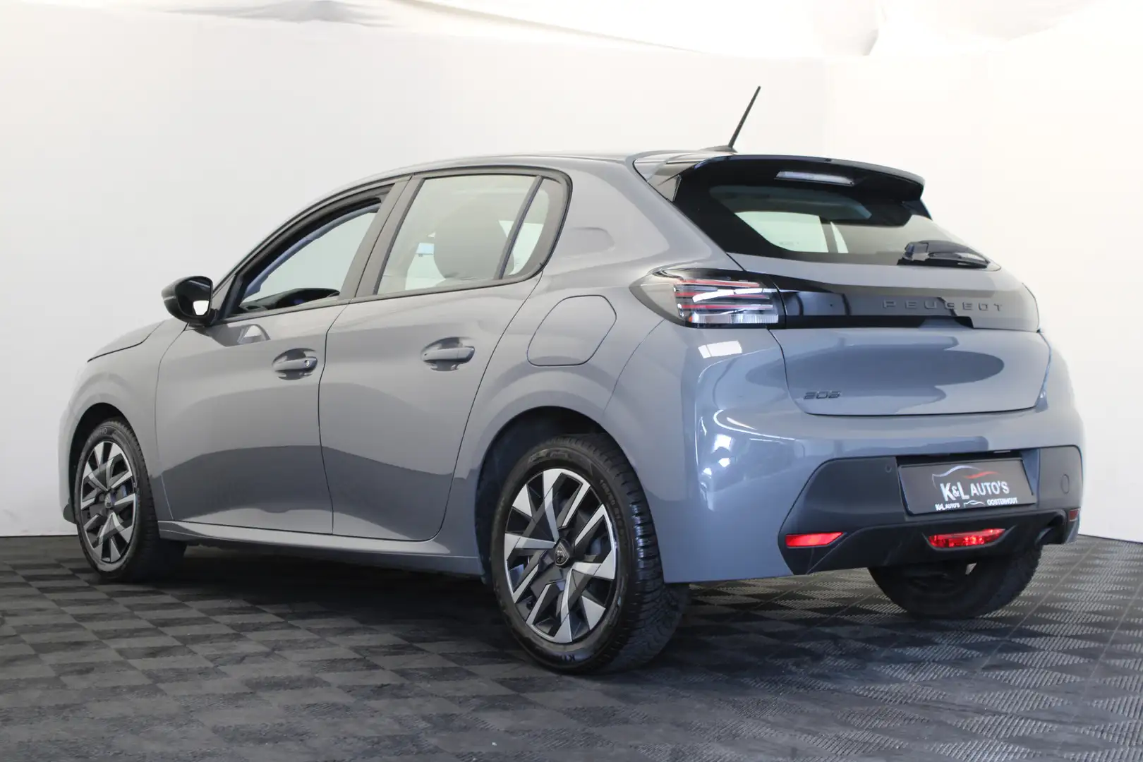 Peugeot 208 1.2 PureTech 75 Active Grijs - 2