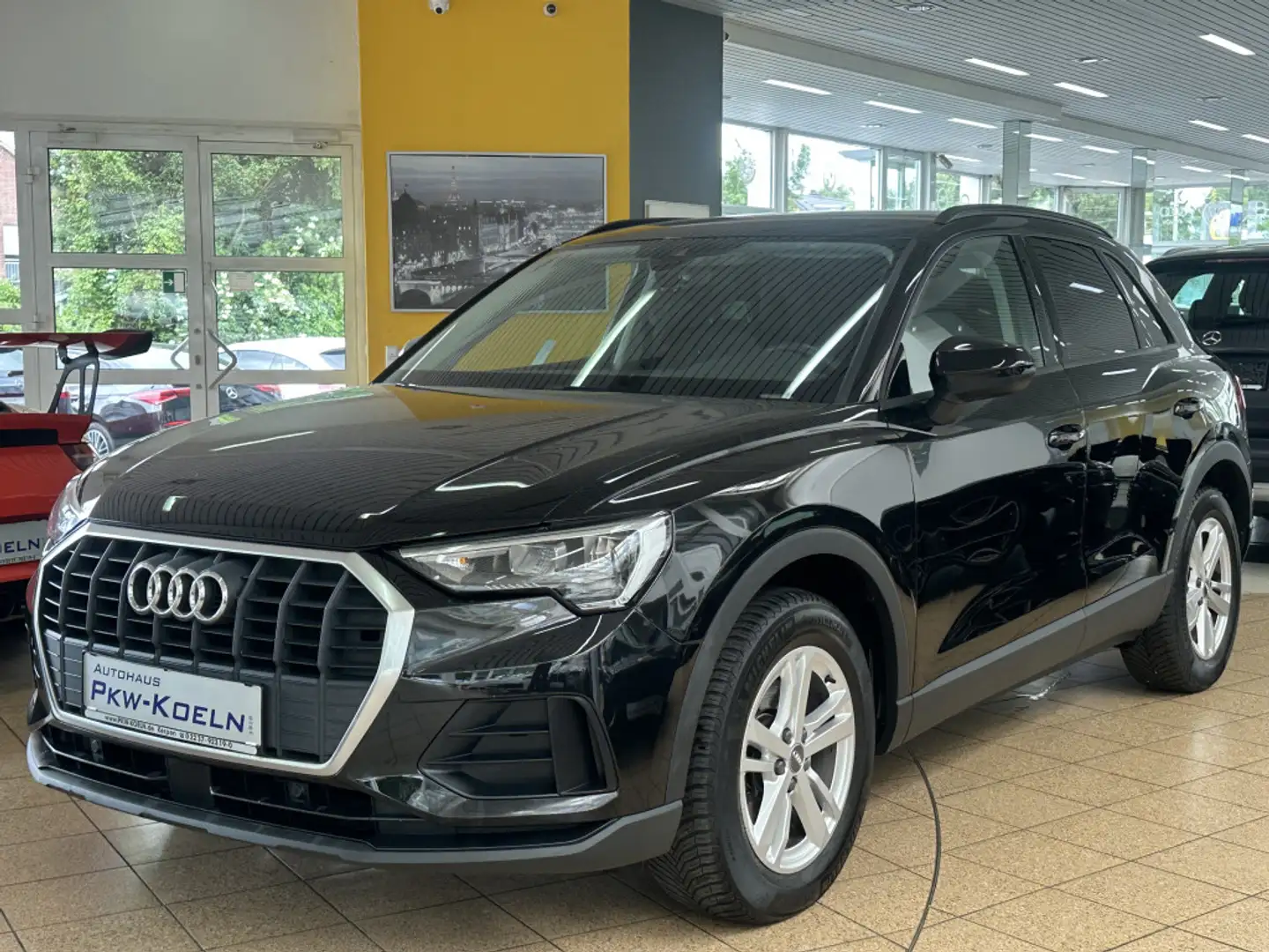 Audi Q3 35 TFSI *NAVi*ViRTUAL*PDC*LED*SPuR*SiTZHG* Negro - 1