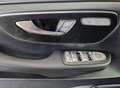 Mercedes-Benz V 220 - thumbnail 8