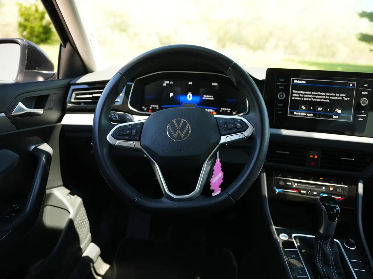 Volkswagen Jetta снимка Volkswagen Jetta