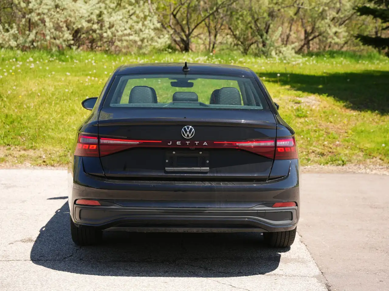 Volkswagen Jetta снимка Volkswagen Jetta