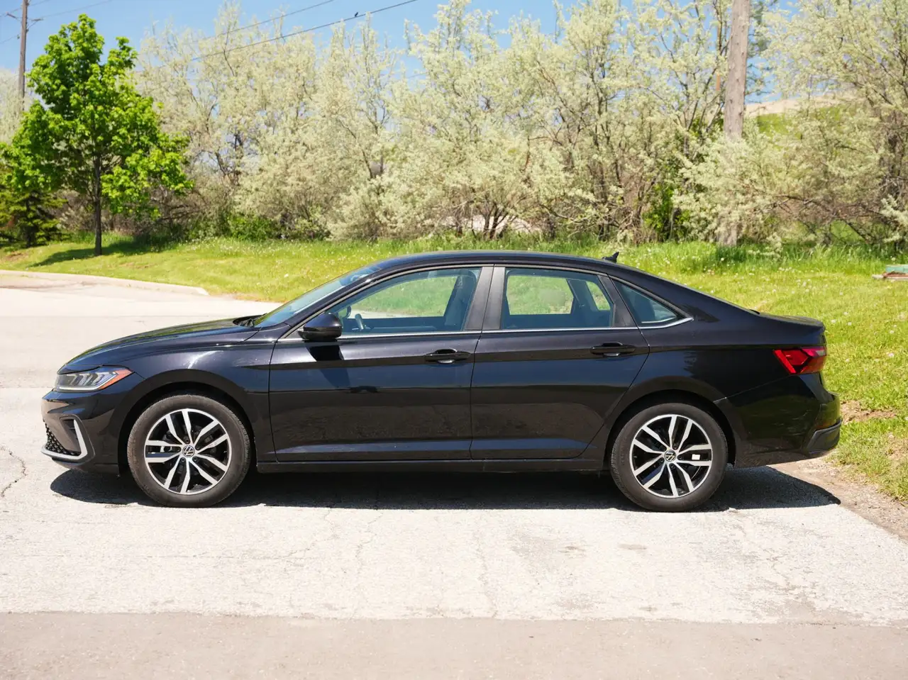 Volkswagen Jetta снимка Volkswagen Jetta
