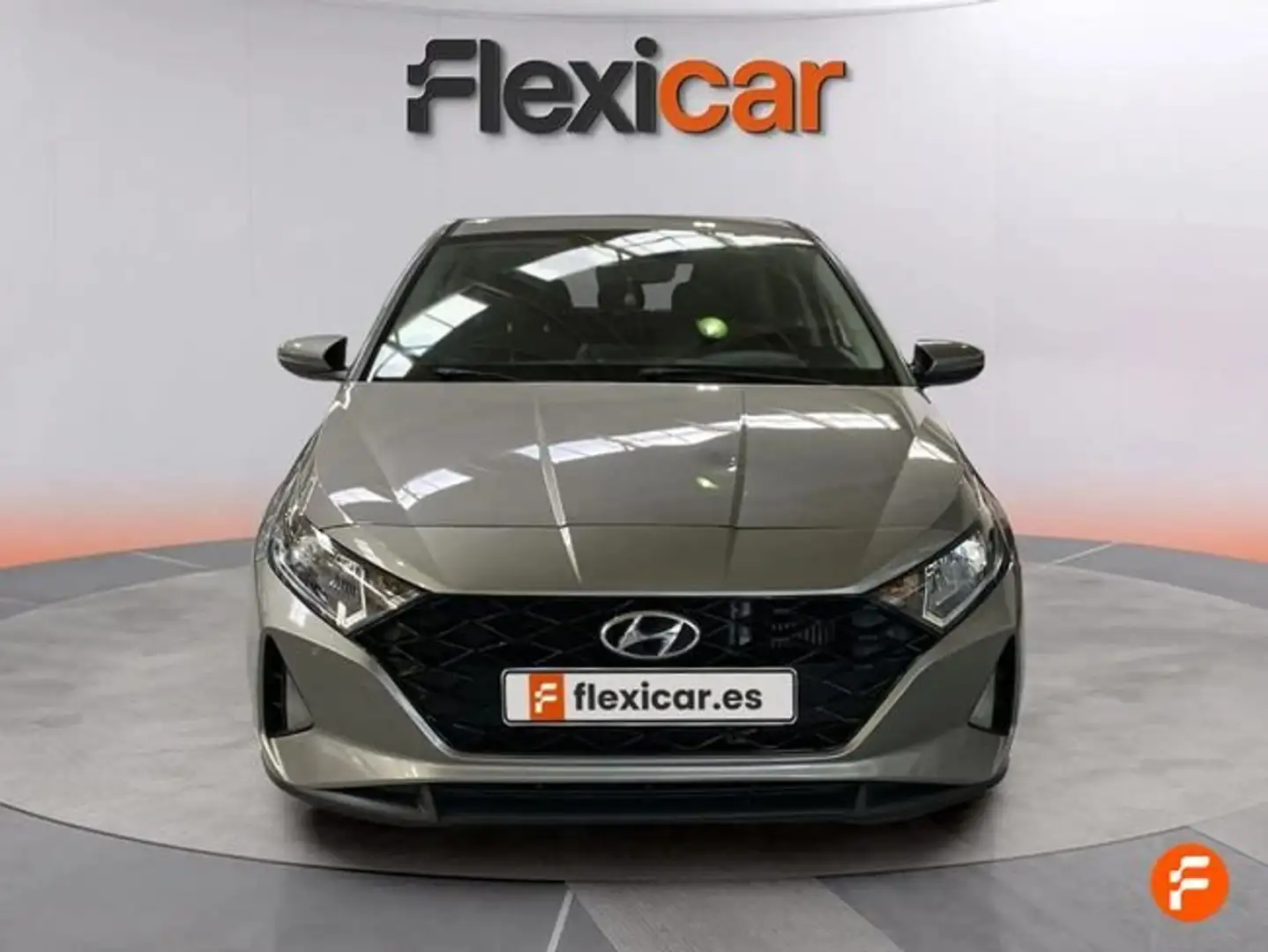 Hyundai i20 1.0 TGDI Klass 100 Gris - 2