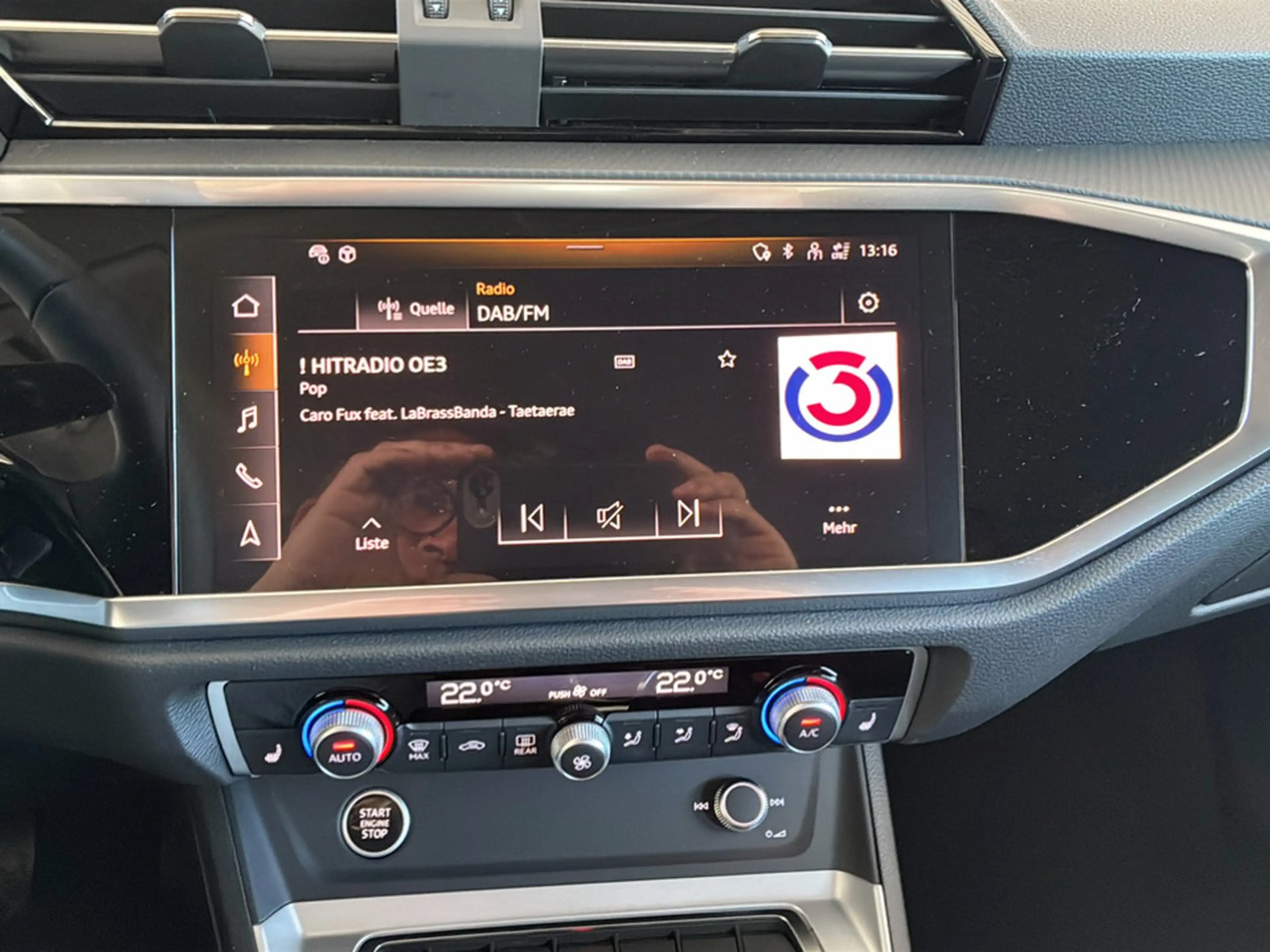 Audi Q3 35 TFSI intense — photo 10