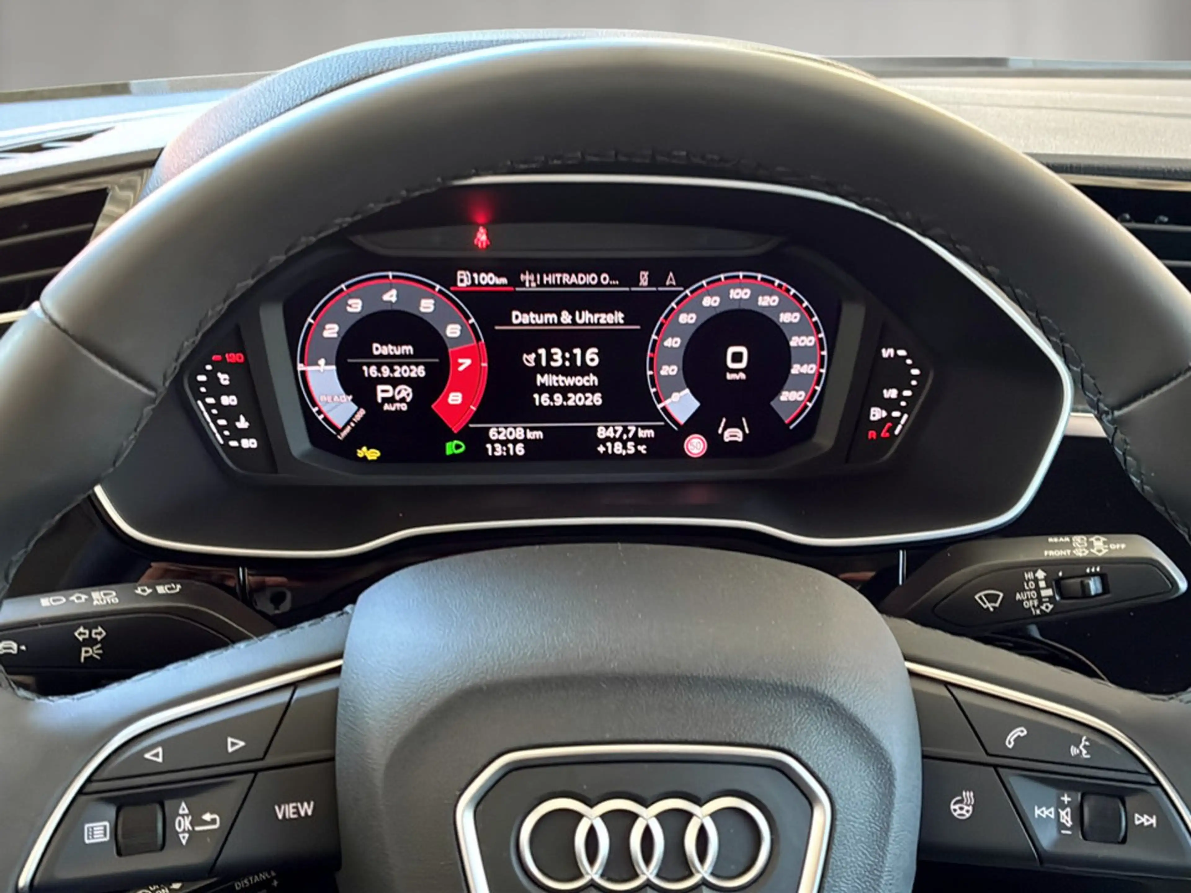 Audi Q3 35 TFSI intense — photo 9