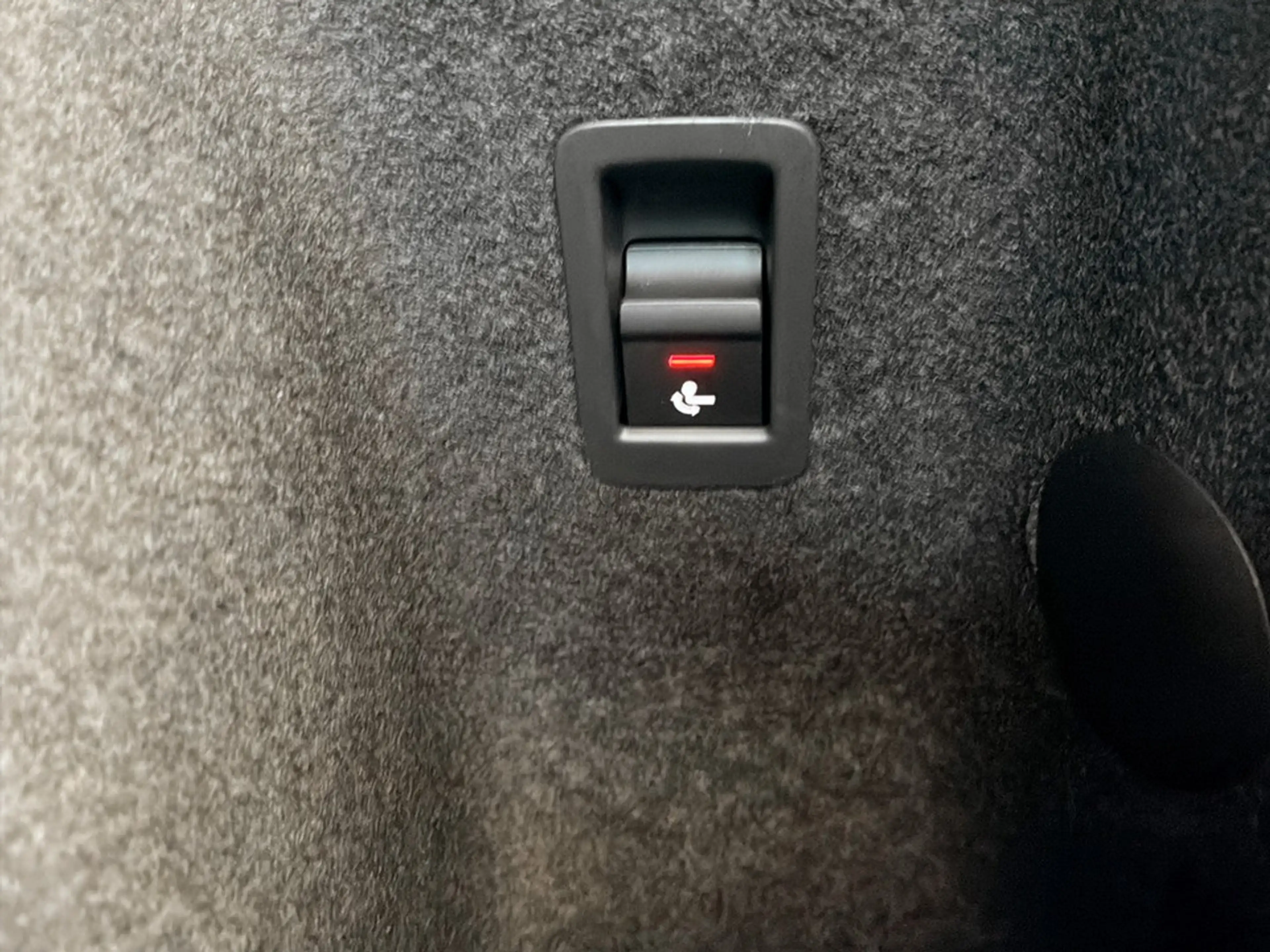 Audi Q3 35 TFSI intense — photo 15